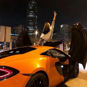 美女内裤㊙️露出奶头的网站
